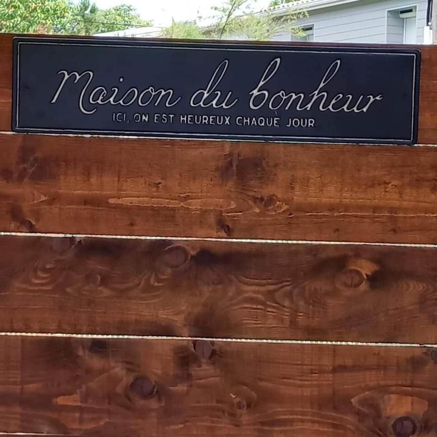 Love Room Avec Spa Nérac Exterior foto